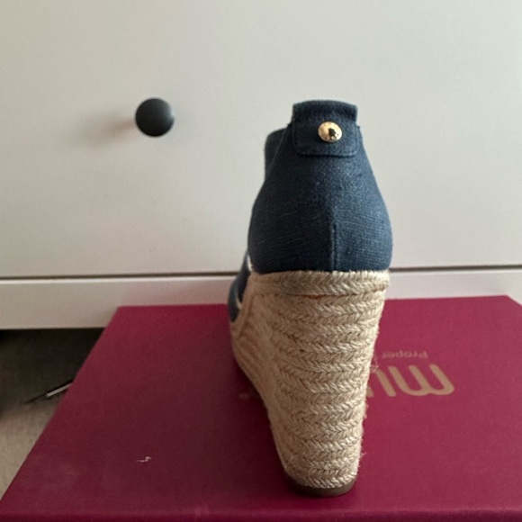 Wedges by Michael Kors - Picture 5 of 6